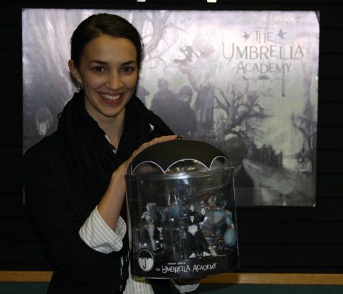 umbrella scale w500 The Umbrella Academy