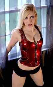 rainebrown Raine Brown on Horror Society Live