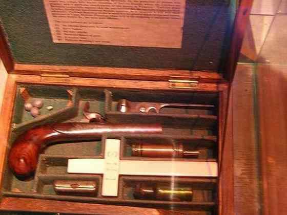 Horror Society: Vampire Kits (22 pics)   www.horrorsociety.com